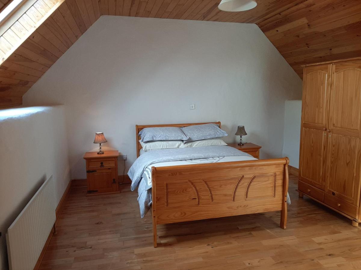 Traditional Cosy Cottage With Beautiful Views Westport Bagian luar foto
